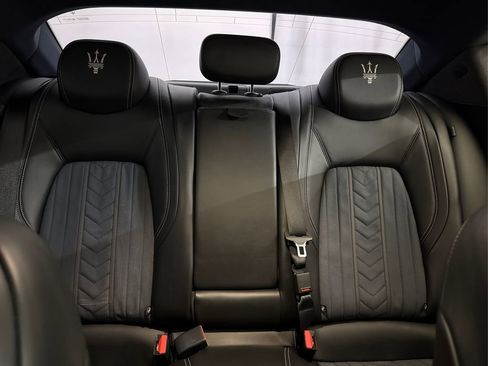 Used 2019 Maserati Ghibli S GranLusso RWD image 34