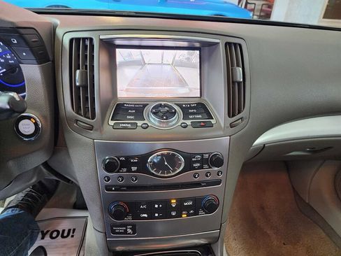 Used 2011 INFINITI G25 x w/ Moonroof Pkg image 15
