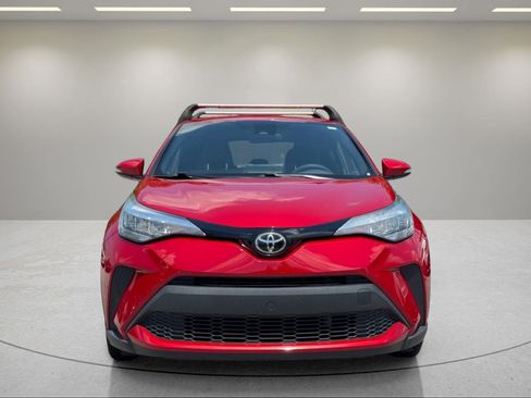 Used 2021 Toyota C-HR XLE FWD image 8