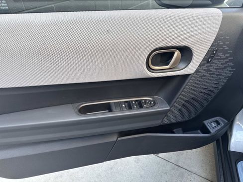 Used 2025 MINI Cooper Convertible image 8