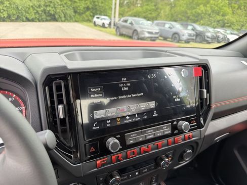 New 2026 Nissan Frontier PRO-4X w/ Pro-4x Convenience Package AWD/4WD image 24