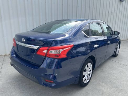 Used 2017 Nissan Sentra S image 3