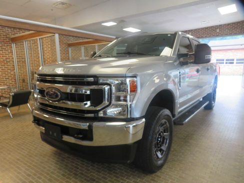 Used 2020 Ford F250 XL w/ STX Appearance Package AWD/4WD image 1