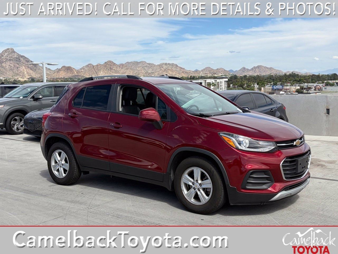 Used 2021 Chevrolet Trax LT w/ LT Convenience Package FWD image 1
