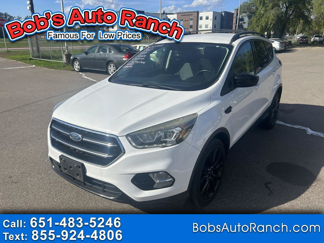 Used 2017 Ford Escape SE w/ Equipment Group 201A AWD/4WD image 1