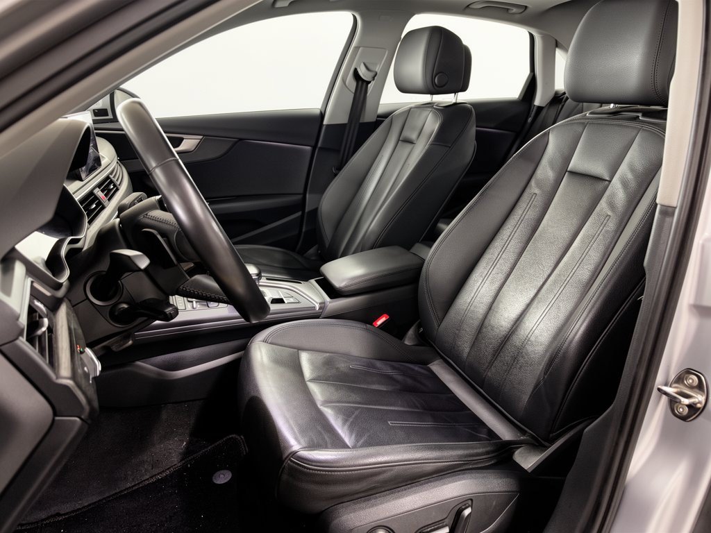 Used 2019 Audi A4 2.0T Premium w/ Convenience Package FWD image 5