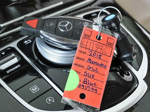 Used 2018 Mercedes-Benz GLC 300 4MATIC image 33