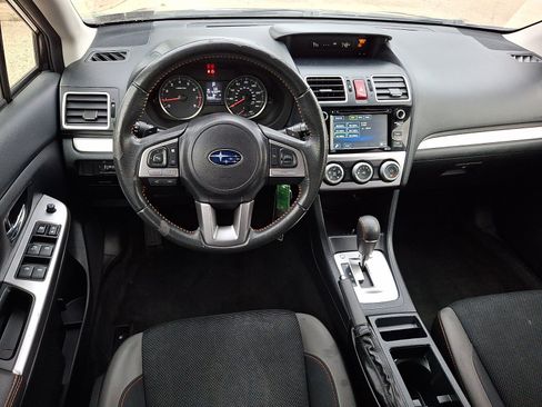 Used 2017 Subaru Crosstrek 2.0i Premium w/ Popular Package #1 AWD/4WD image 11