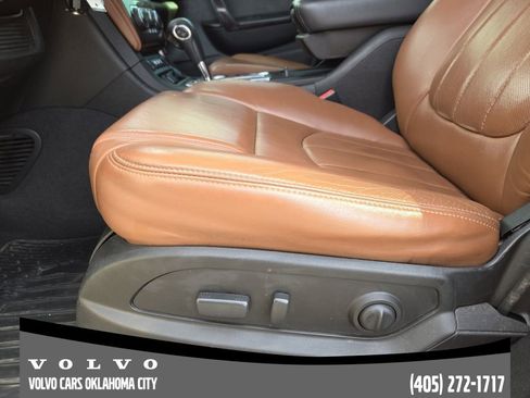 Used 2017 Chevrolet Traverse Premier image 22