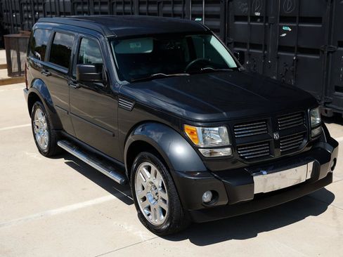 Used 2011 Dodge Nitro Heat AWD/4WD image 15