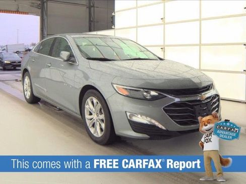 Used 2023 Chevrolet Malibu LT FWD image 2