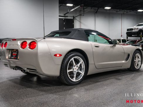 Used 2002 Chevrolet Corvette Convertible w/ Preferred Equipment Group2 image 31