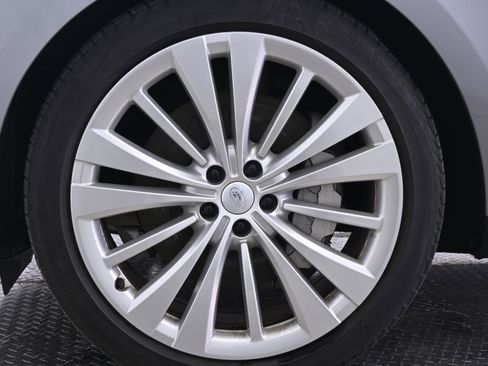 Used 2024 Land Rover Range Rover SE AWD/4WD image 11