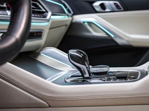 Certified 2022 BMW X6 xDrive40i w/ M Sport Package image 25