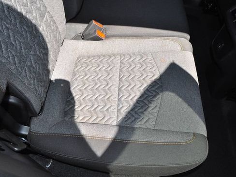 Used 2024 Chevrolet Equinox LT w/ LPO, Floor Liner Package FWD image 27