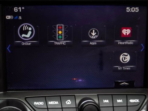 Used 2018 Chevrolet Corvette Stingray Coupe w/ 1LT image 26