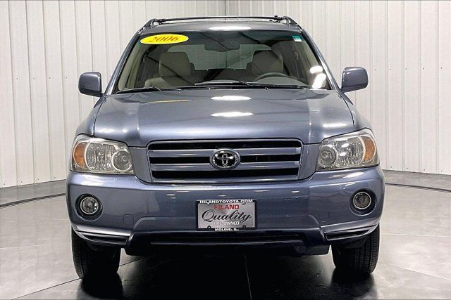 Used 2006 Toyota Highlander Limited AWD/4WD image 2