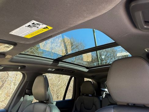 Used 2019 Volvo XC90 T6 Momentum w/ Protection Package Premier image 31