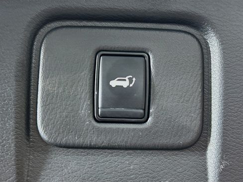 Used 2023 Nissan Murano SL AWD/4WD image 29