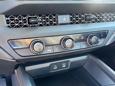 Certified 2023 Honda Accord LX image 17