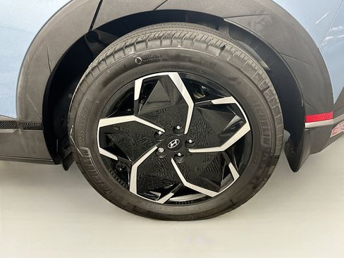 Used 2024 Hyundai Ioniq 5 SEL image 11