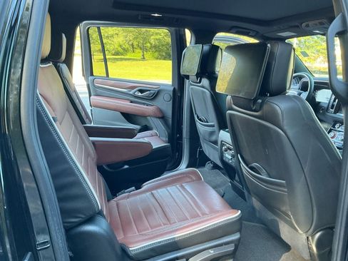 Used 2024 GMC Yukon XL Denali Ultimate image 23