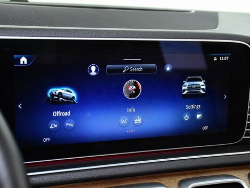 Used 2024 Mercedes-Benz GLE 450 4MATIC image 19