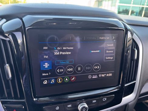 Used 2020 Chevrolet Traverse RS AWD/4WD image 36