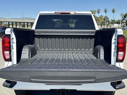 New 2026 GMC Sierra 1500 Pro w/ Graphite Edition RWD image 25