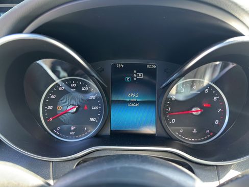 Used 2019 Mercedes-Benz C 300 Sedan w/ AMG Line image 11