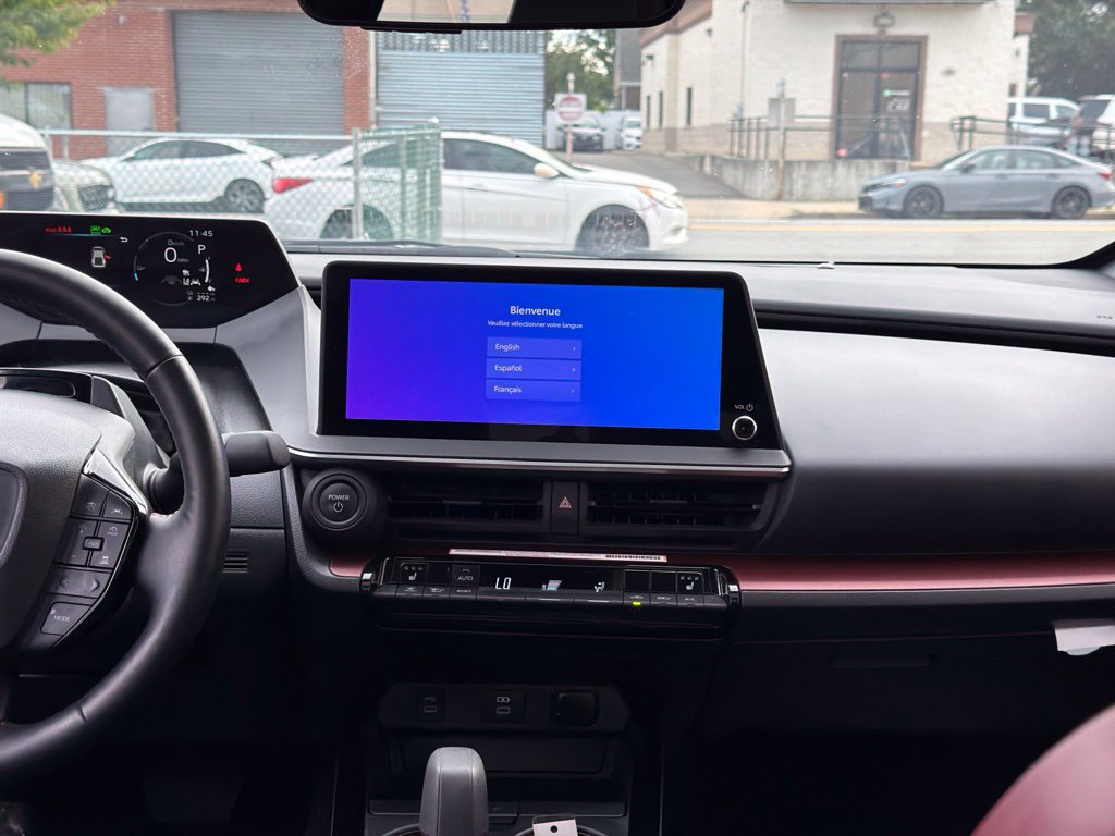 Used 2023 Toyota Prius Prime FWD image 27