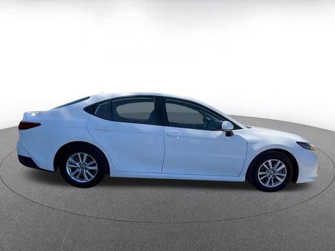Used 2025 Toyota Camry LE image 16
