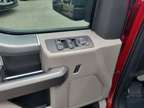 Used 2016 Ford F150 XLT w/ Equipment Group 302A Luxury RWD image 17
