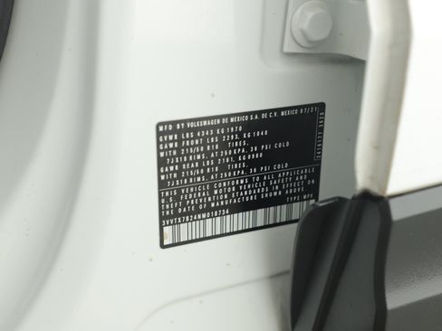 Used 2022 Volkswagen Taos SE image 17