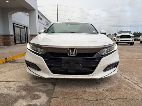 Used 2019 Honda Accord Sport image 13