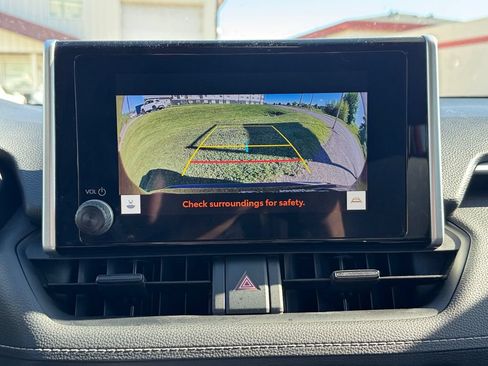 Certified 2023 Toyota RAV4 XLE AWD/4WD image 22