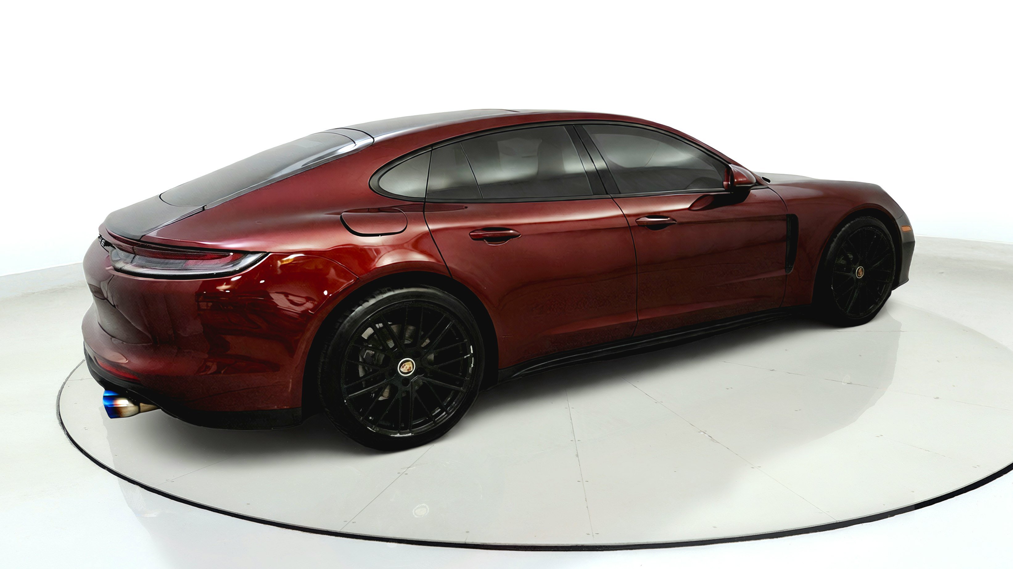 Used 2021 Porsche Panamera 4 AWD/4WD image 7