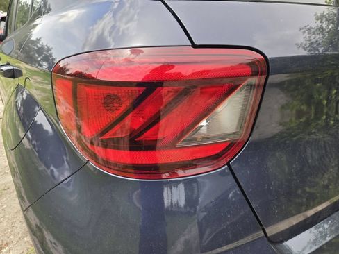 Used 2026 Hyundai Venue SEL FWD image 6