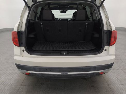 Used 2017 Honda Pilot Touring image 29