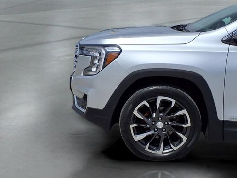 Used 2022 GMC Terrain SLT AWD/4WD image 21