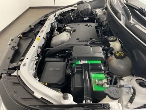 Certified 2019 Chevrolet Equinox LT FWD image 22