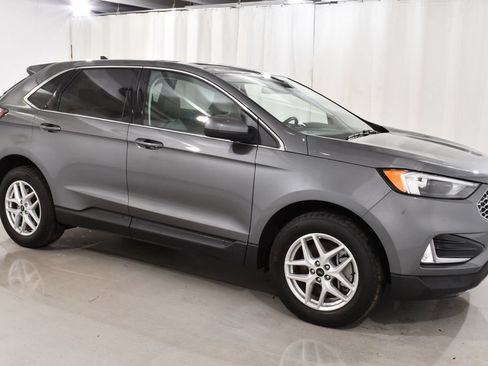 Used 2024 Ford Edge SEL w/ Convenience Package AWD/4WD image 5