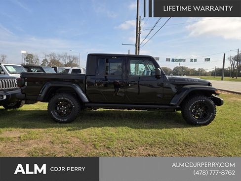 New 2026 Jeep Gladiator Mojave AWD/4WD image 15