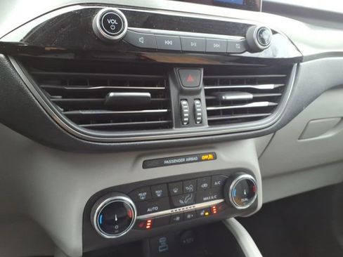 Used 2023 Ford Escape Active AWD/4WD image 19
