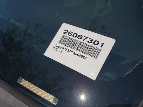 Used 2019 Acura TLX FWD image 5