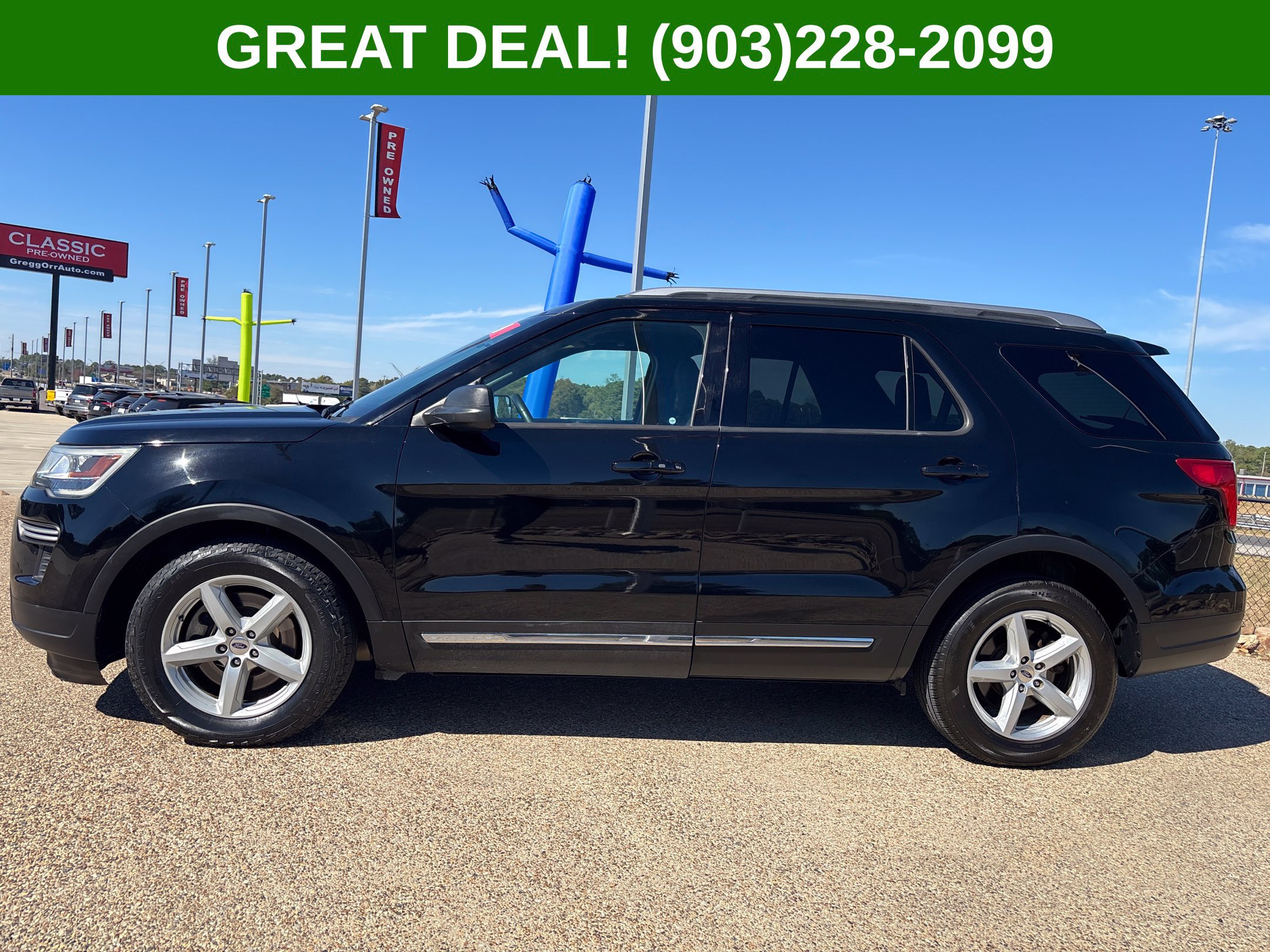 Used 2018 Ford Explorer XLT FWD image 5