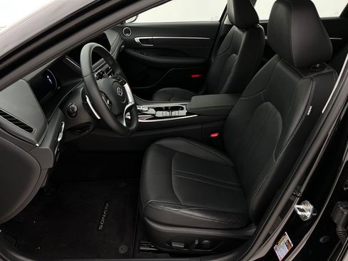 Used 2022 Hyundai Sonata Limited w/ Cargo Package image 11