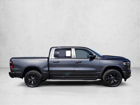 Used 2022 RAM 1500 Limited w/ Night Edition image 4
