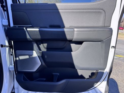 Used 2022 Ford F150 Raptor w/ Raptor 37 Performance Package image 33