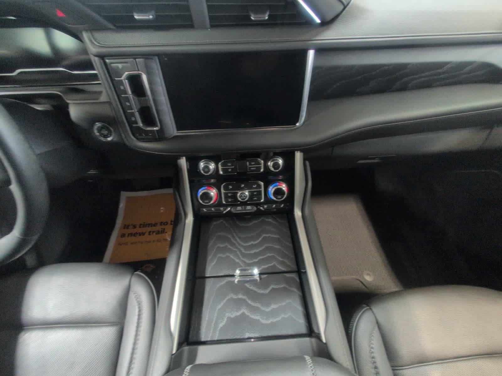 Used 2023 GMC Yukon XL Denali w/ Max Trailering Package AWD/4WD image 11